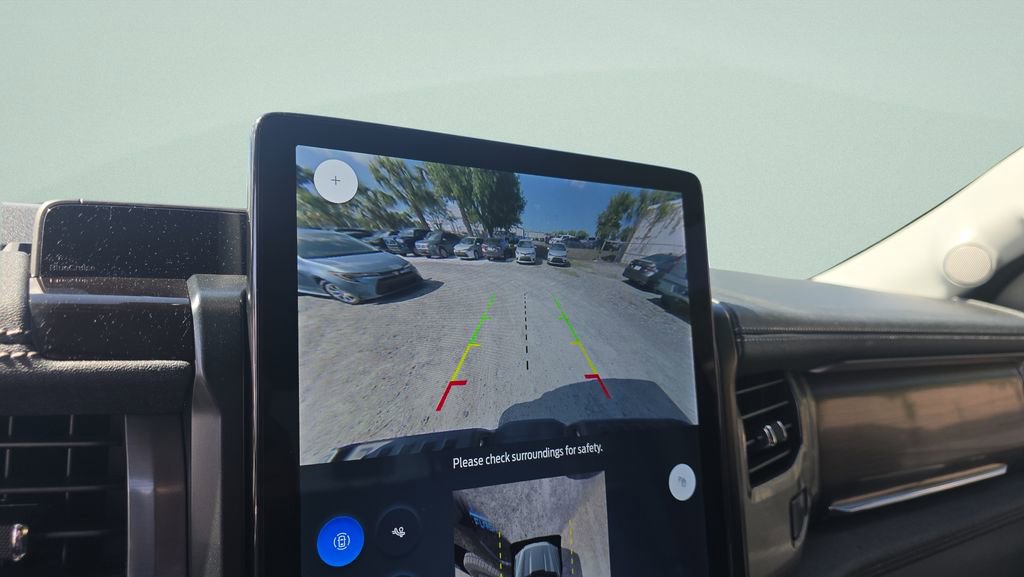 Used 2025 Ford F150 Lightning Flash image 17