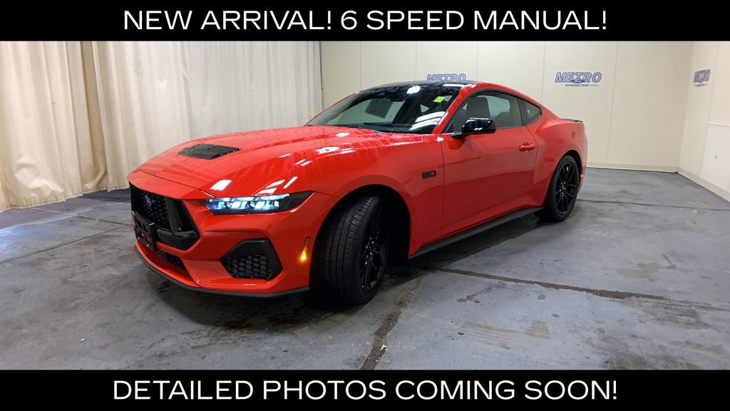 Used 2025 Ford Mustang GT RWD image 7