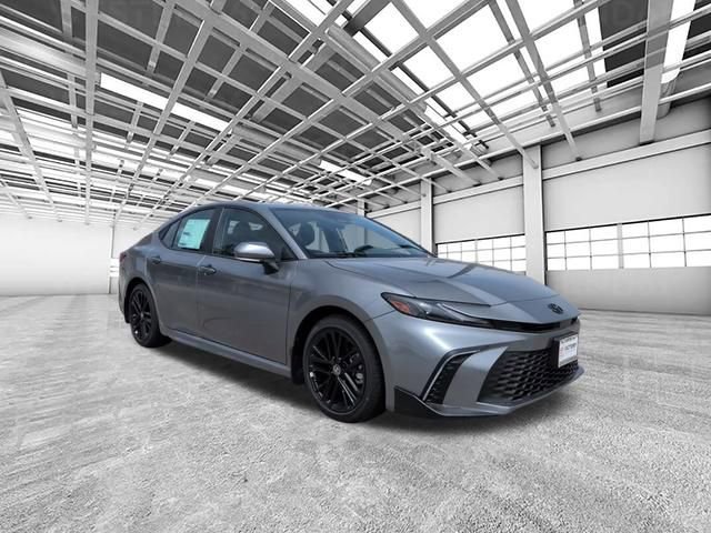 Used 2026 Toyota Camry SE FWD image 1