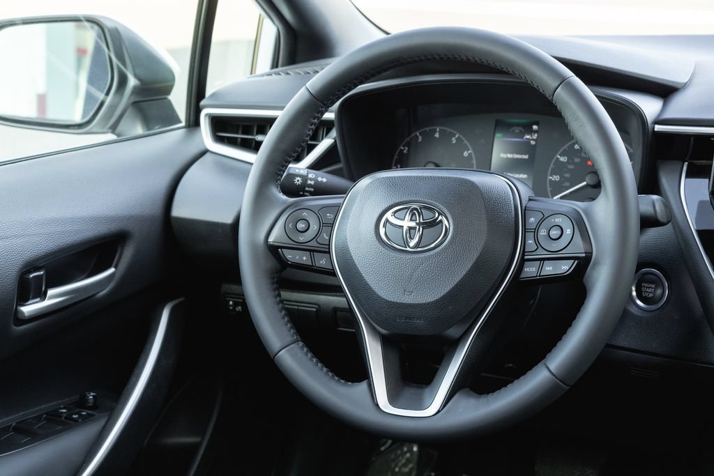 Certified 2023 Toyota Corolla SE w/ SE Premium Package FWD image 29
