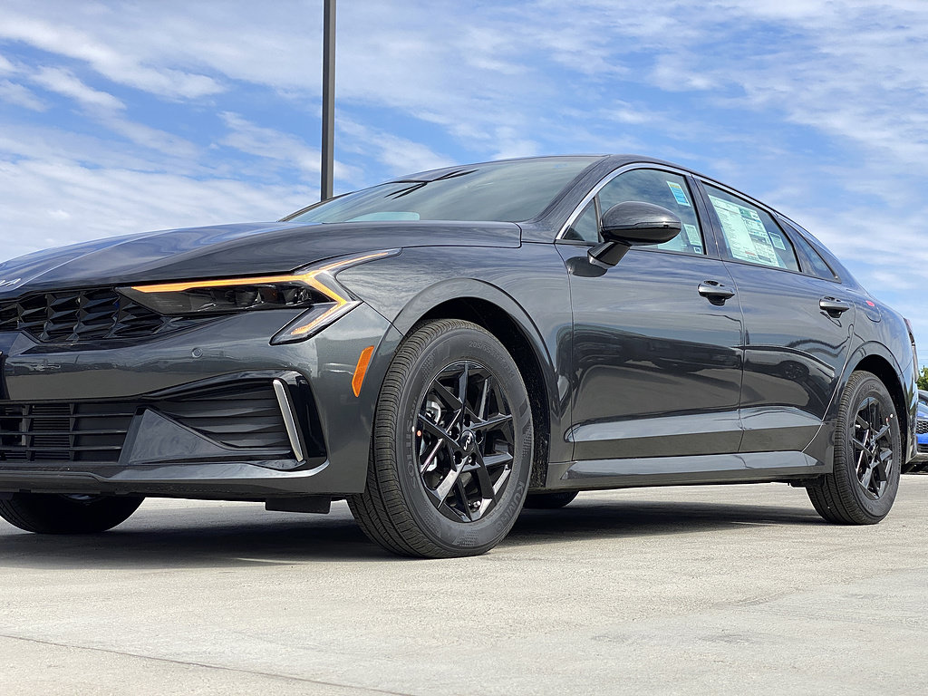New 2026 Kia K5 LXS FWD image 10
