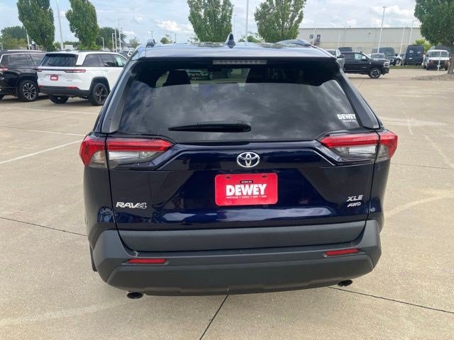 Used 2023 Toyota RAV4 XLE Premium AWD/4WD image 7
