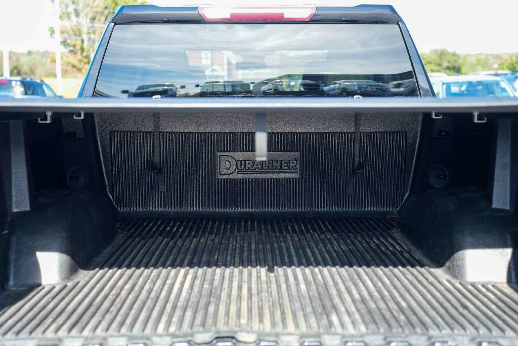 Used 2023 Chevrolet Silverado 1500 LT AWD/4WD image 12
