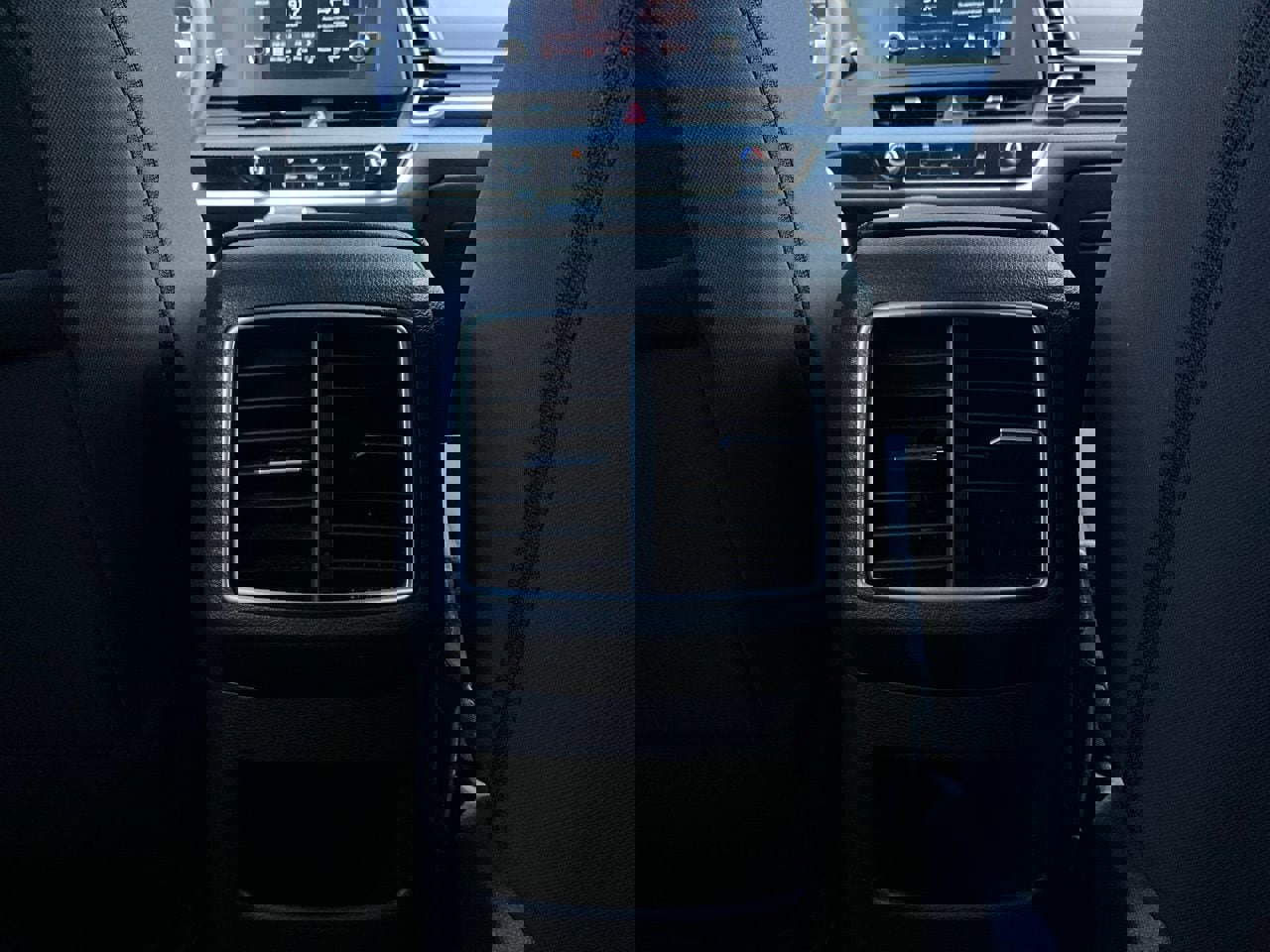 Used 2025 Kia Sportage LX image 12