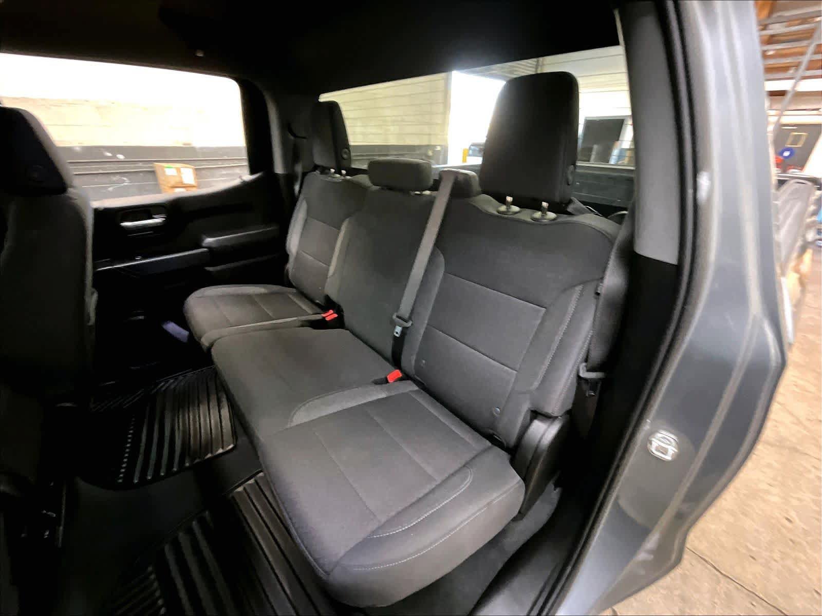 Used 2026 Chevrolet Silverado 1500 Custom RWD image 29