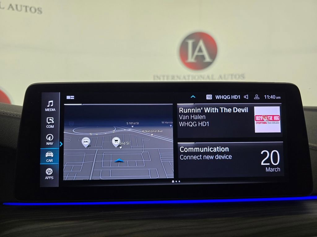 Used 2021 BMW M550i xDrive w/ Executive Package image 24