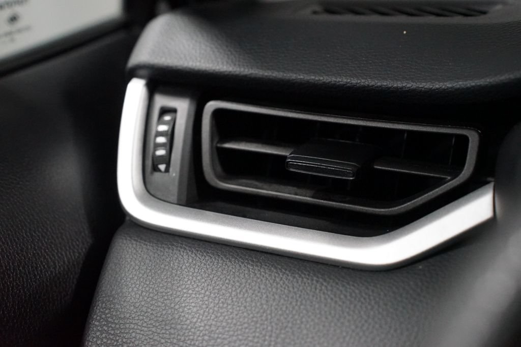 Certified 2025 Toyota RAV4 XLE FWD image 25