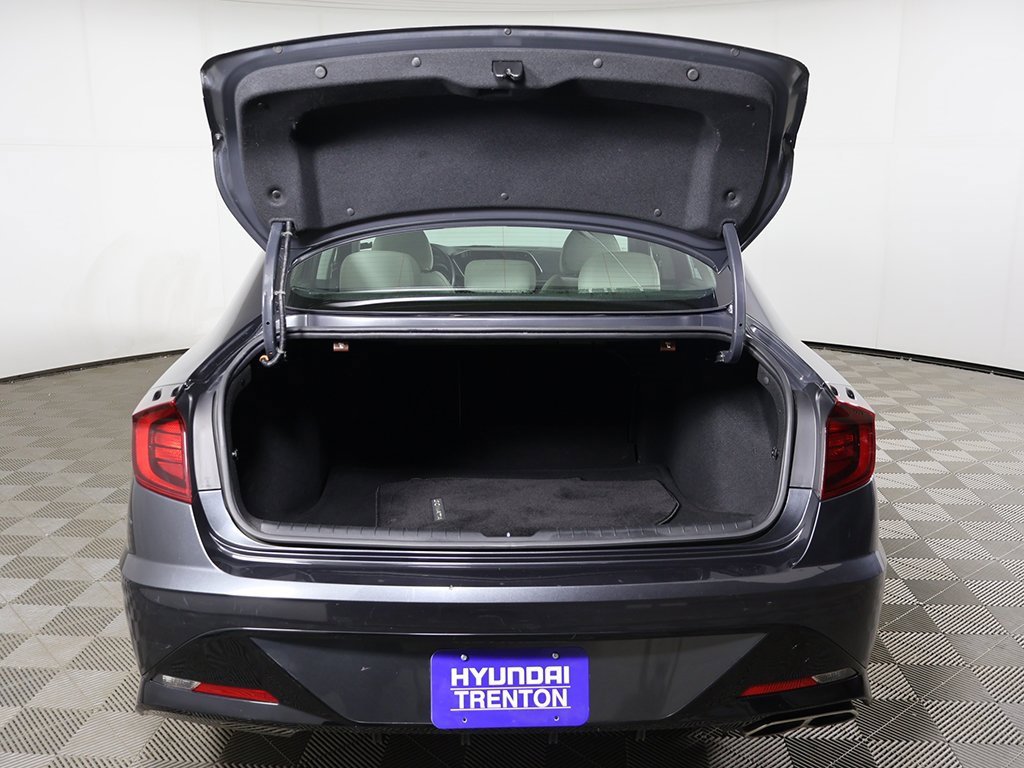 Used 2023 Hyundai Sonata SEL image 17