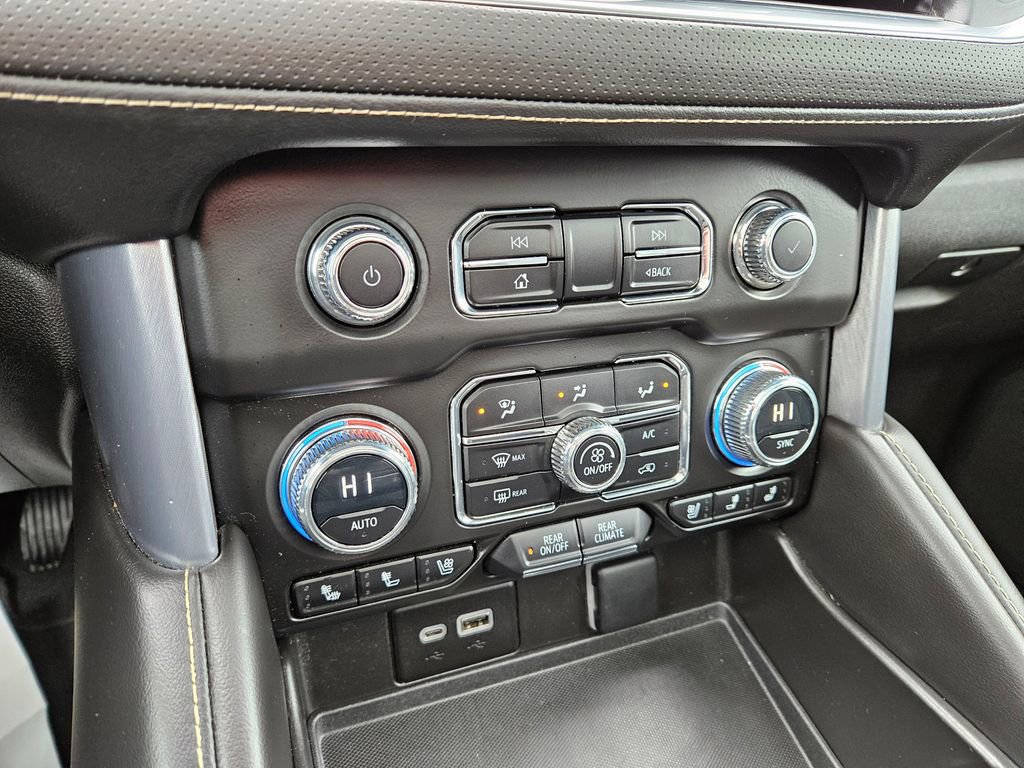 Used 2023 GMC Yukon SLT w/ Max Trailering Package AWD/4WD image 31