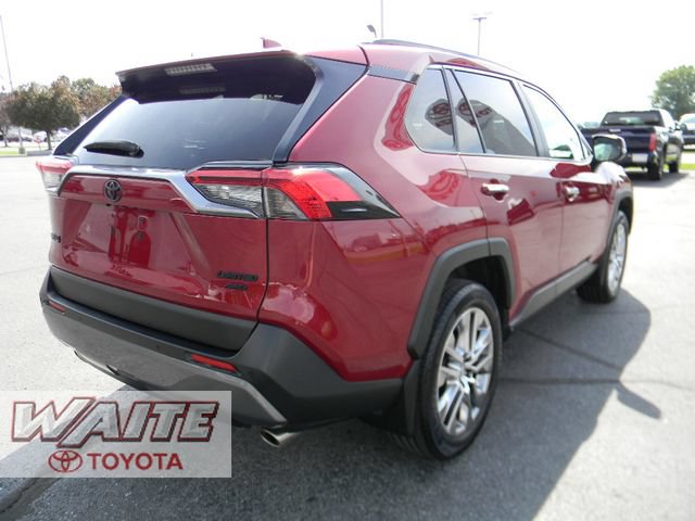 Used 2020 Toyota RAV4 Limited AWD/4WD image 2