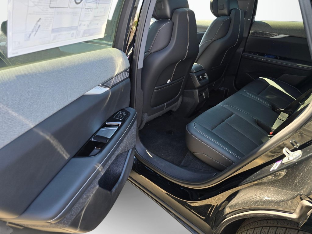 New 2026 Cadillac Optiq Luxury 2 AWD/4WD image 26
