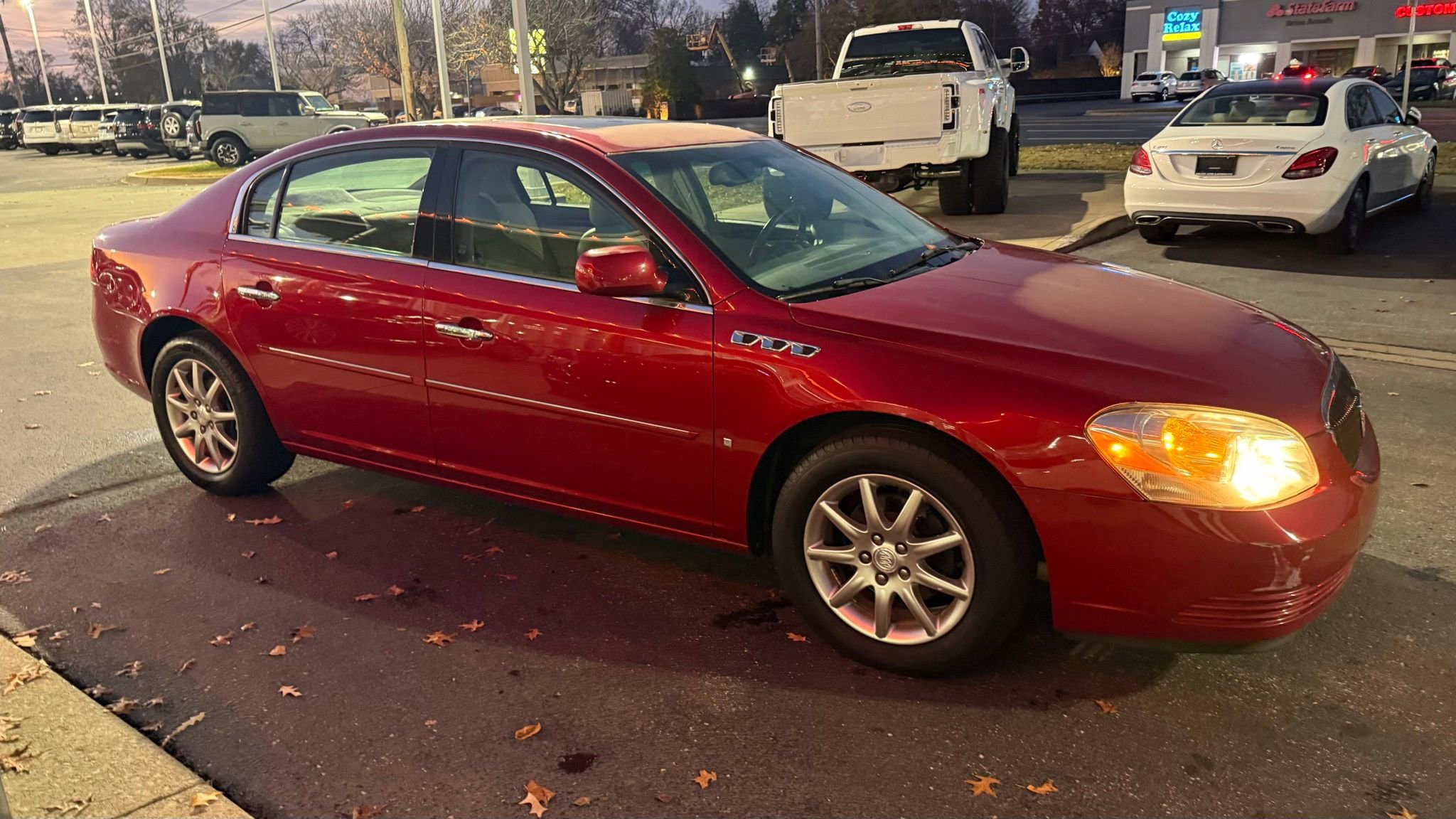 Used 2008 Buick Lucerne CXL w/ Luxury Package image 5
