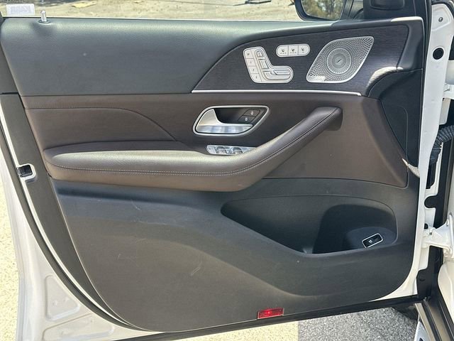 Used 2022 Mercedes-Benz GLS 450 4MATIC image 22