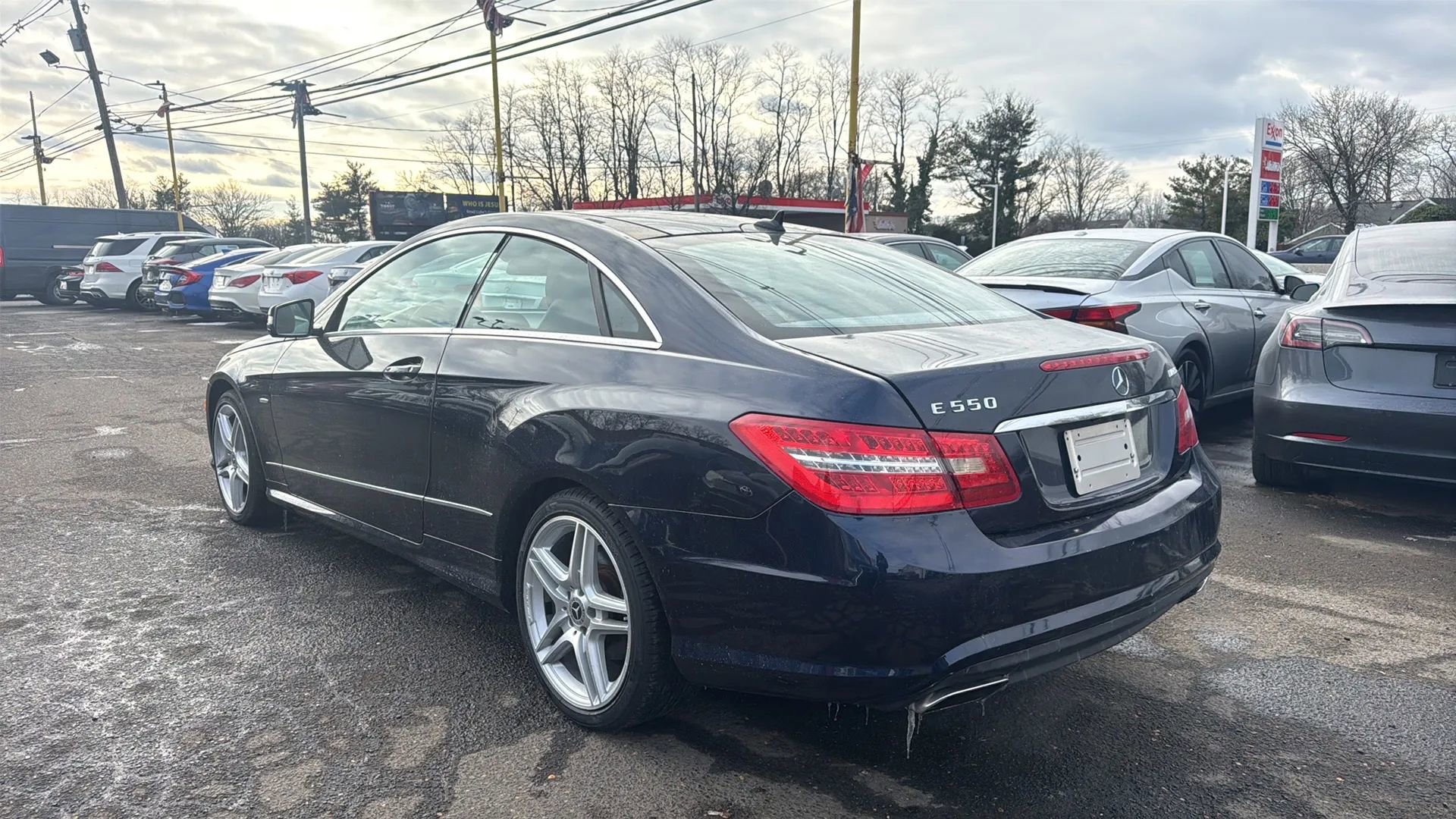 Used 2012 Mercedes-Benz E 550 Coupe w/ Driver Assistance Pkg image 7