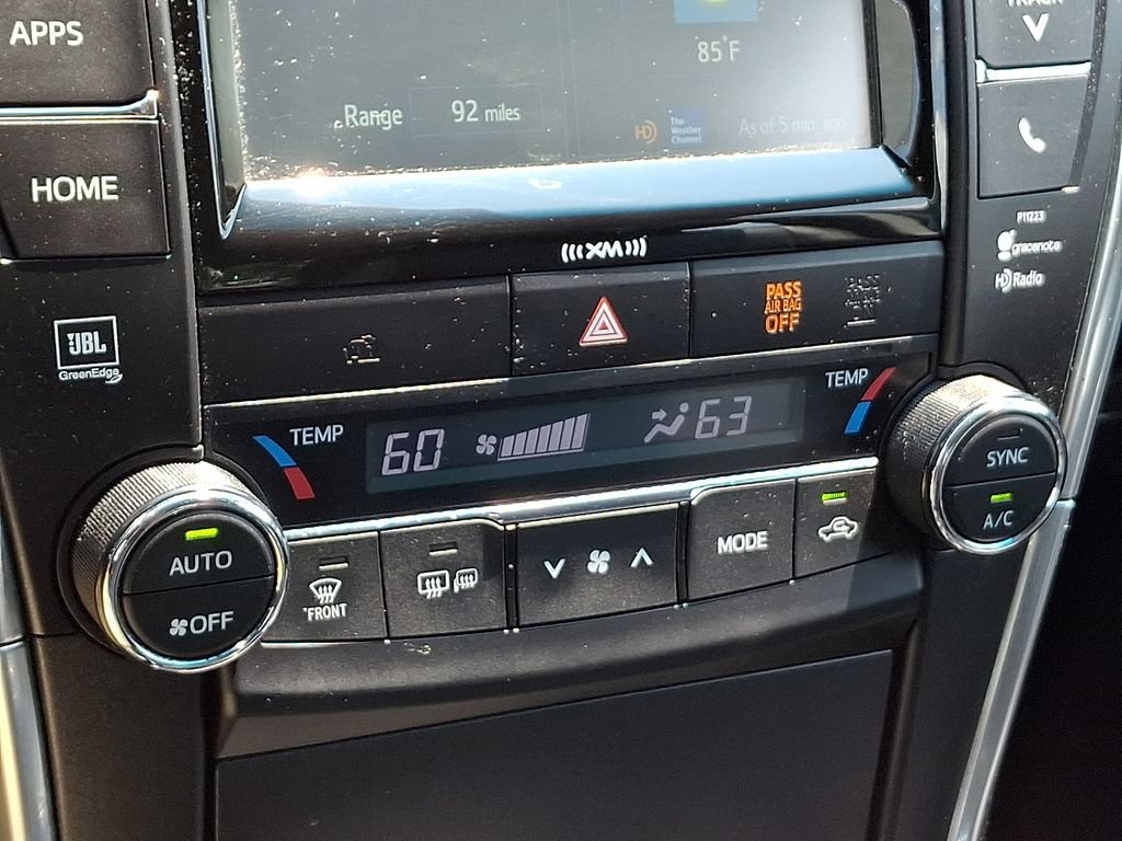 Used 2017 Toyota Camry XLE FWD image 15