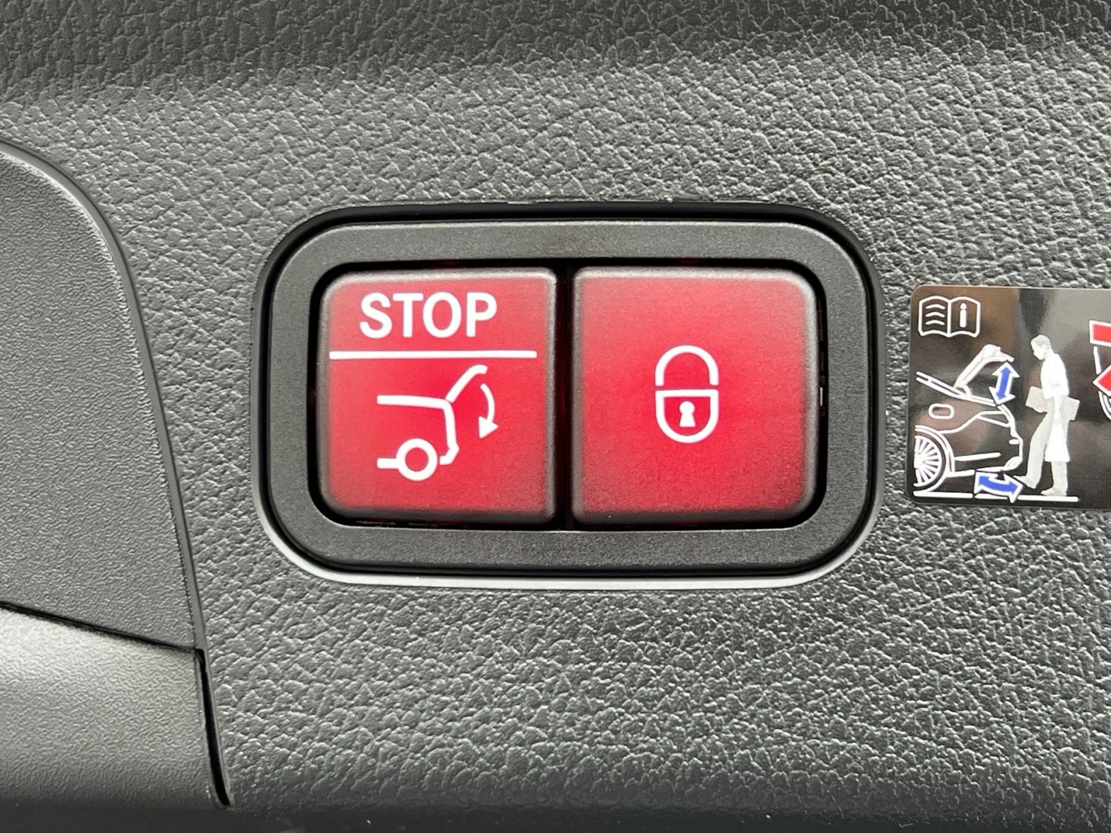 New 2026 Mercedes-Benz GLE 53 AMG 4MATIC Coupe image 25