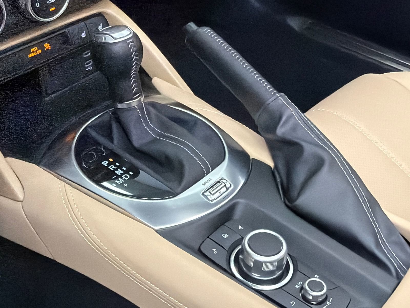 Used 2024 MAZDA MX-5 Miata Grand Touring w/ Appearance Package image 27