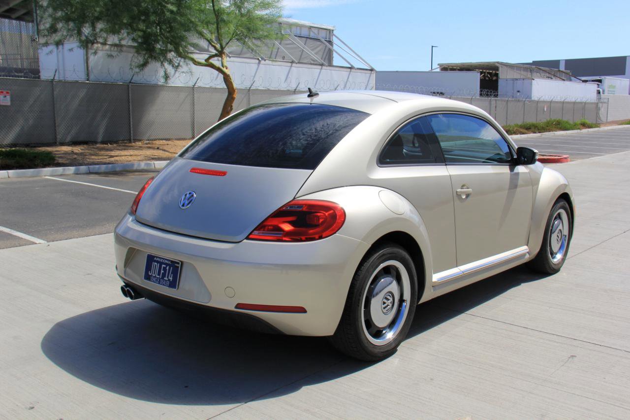 Used 2012 Volkswagen Beetle 2.5 image 5
