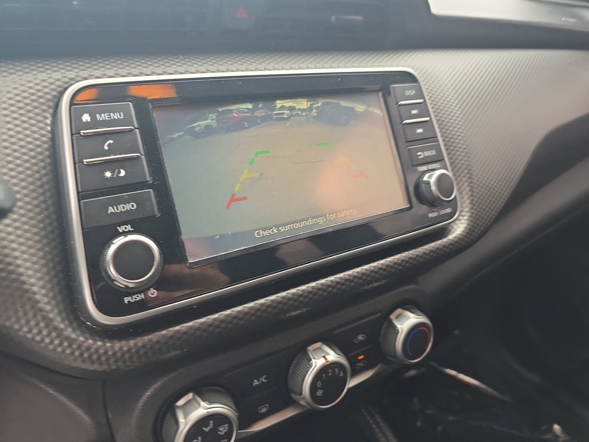 Used 2018 Nissan Kicks S FWD image 21
