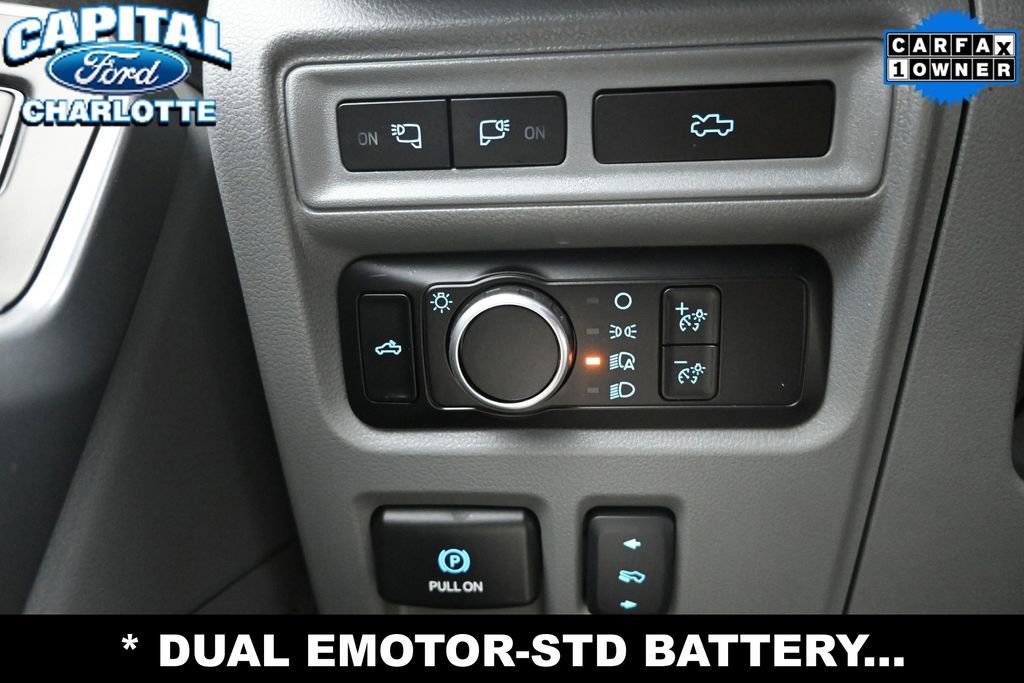 Used 2023 Ford F150 Lightning XLT AWD/4WD image 18