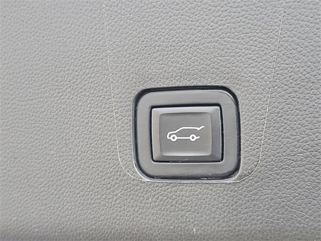 Certified 2023 Chevrolet Traverse RS image 9