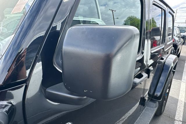 Used 2023 Jeep Wrangler Unlimited Sahara image 8