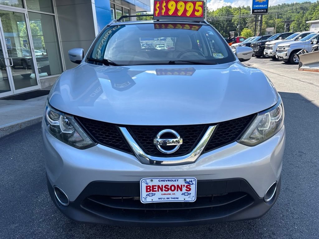 Used 2018 Nissan Rogue Sport SV w/ SV All-Weather Package AWD/4WD image 8