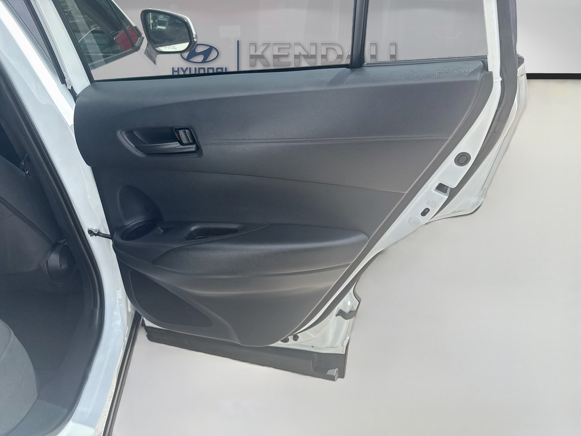 Used 2024 Toyota Corolla Cross LE w/ Moonroof Package FWD image 28