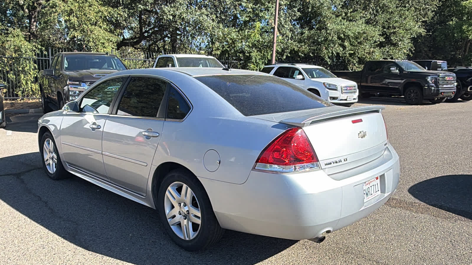 Used 2016 Chevrolet Impala LT FWD image 7