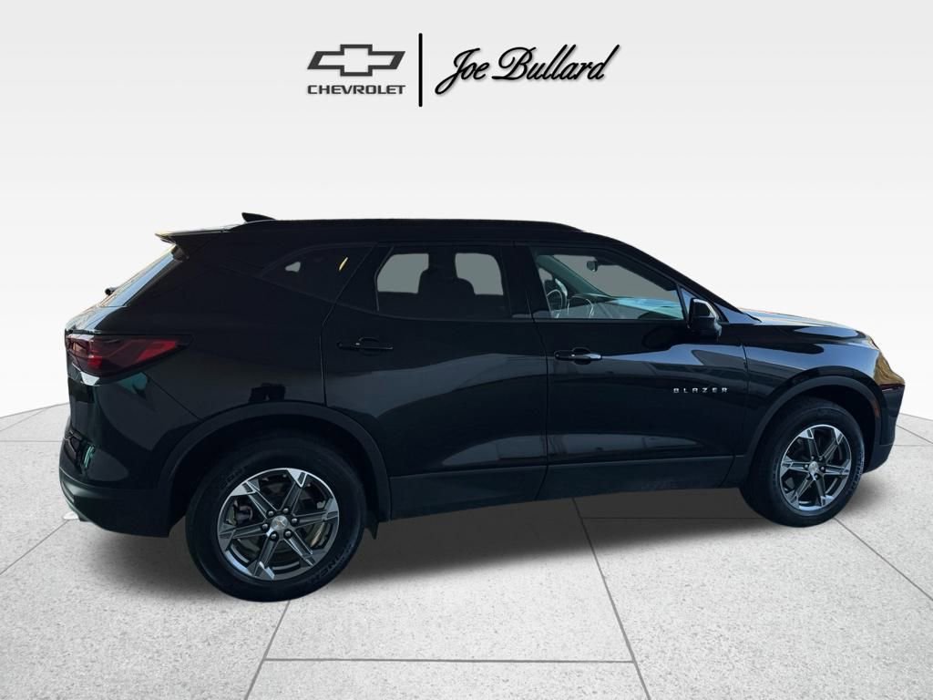 Used 2024 Chevrolet Blazer LT w/ Convenience Package image 6
