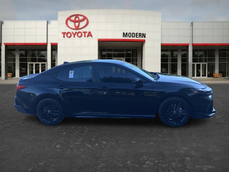 Certified 2026 Toyota Camry SE w/ Convenience Package FWD image 4