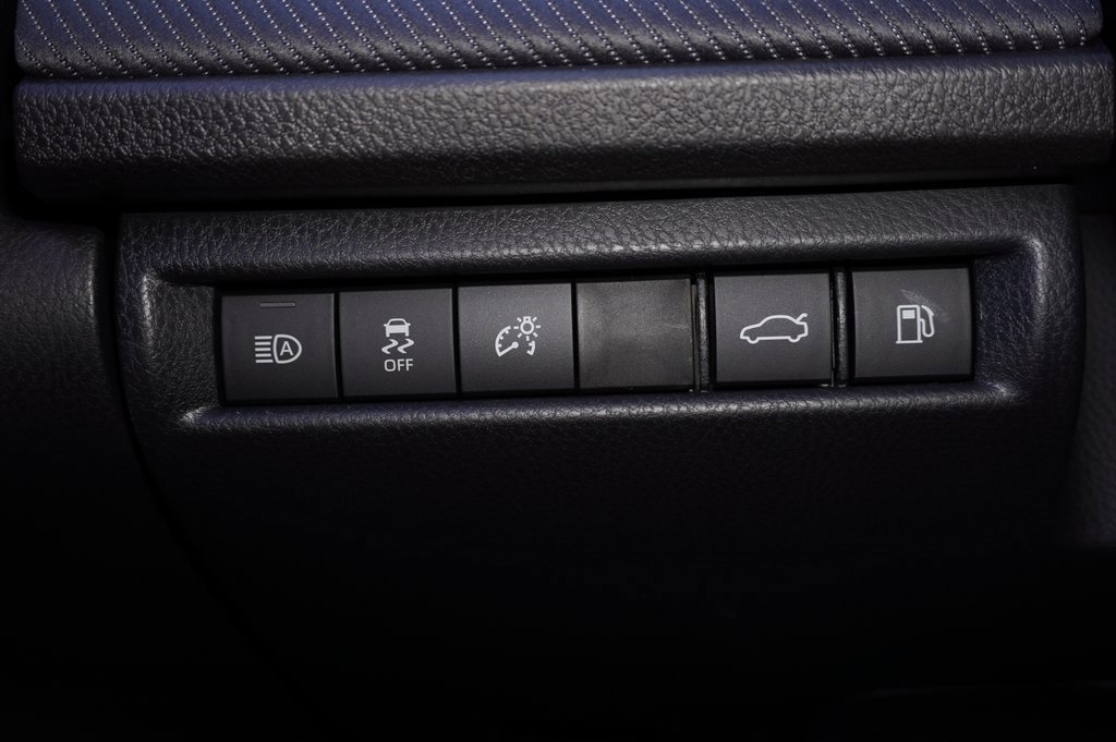 New 2026 Toyota Camry Hybrid image 10