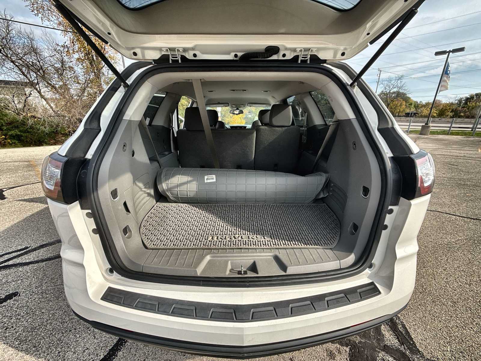 Certified 2015 Chevrolet Traverse LS FWD image 23