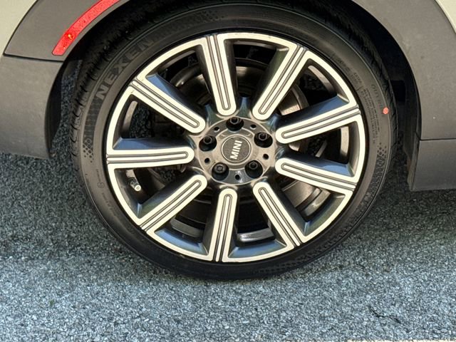 Used 2022 MINI Cooper Clubman S image 10