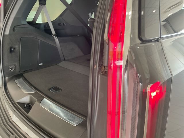 Certified 2024 Cadillac Escalade Sport w/ LPO, ONYX Package image 15