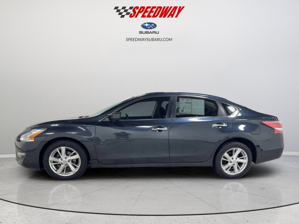 Used 2013 Nissan Altima 2.5 SV FWD image 10