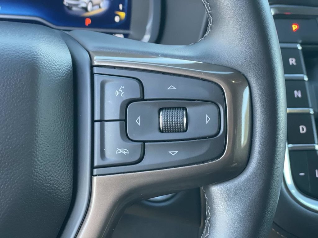 Used 2023 Chevrolet Tahoe High Country AWD/4WD image 9