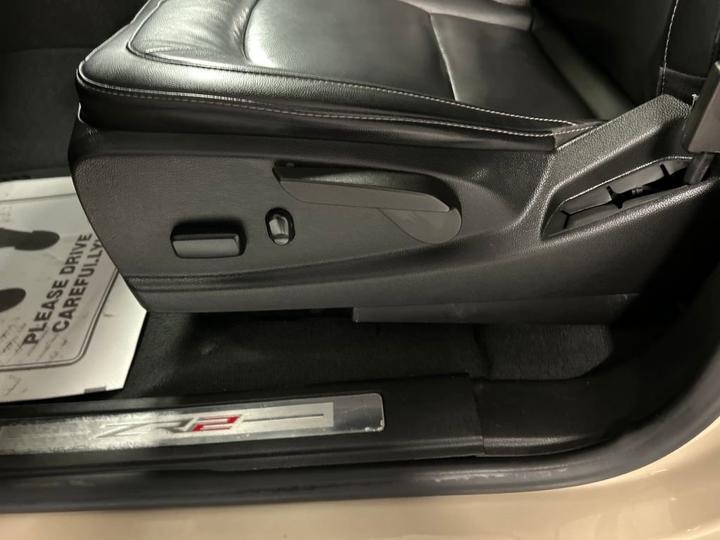 Used 2022 Chevrolet Colorado ZR2 image 13