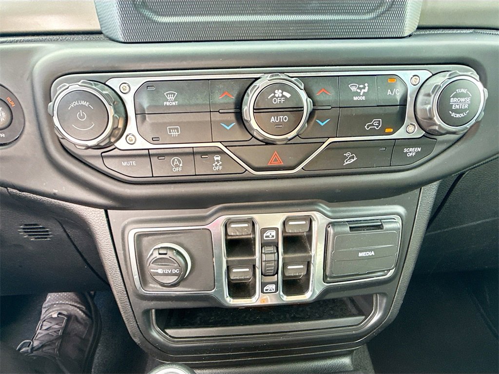 Used 2021 Jeep Wrangler Unlimited Sport image 16