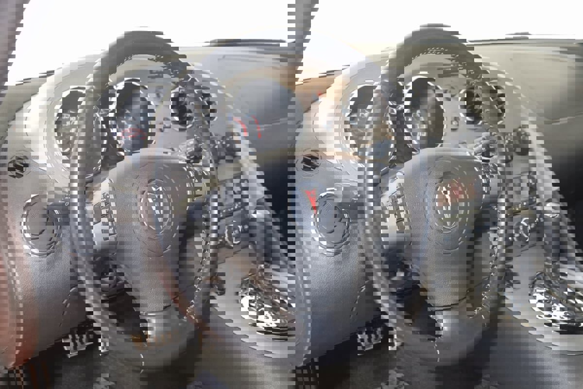 Used 2008 Pontiac Solstice GXP w/ Premium Package image 6