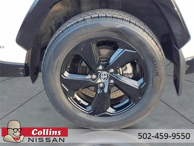 Used 2020 Toyota RAV4 XSE image 4