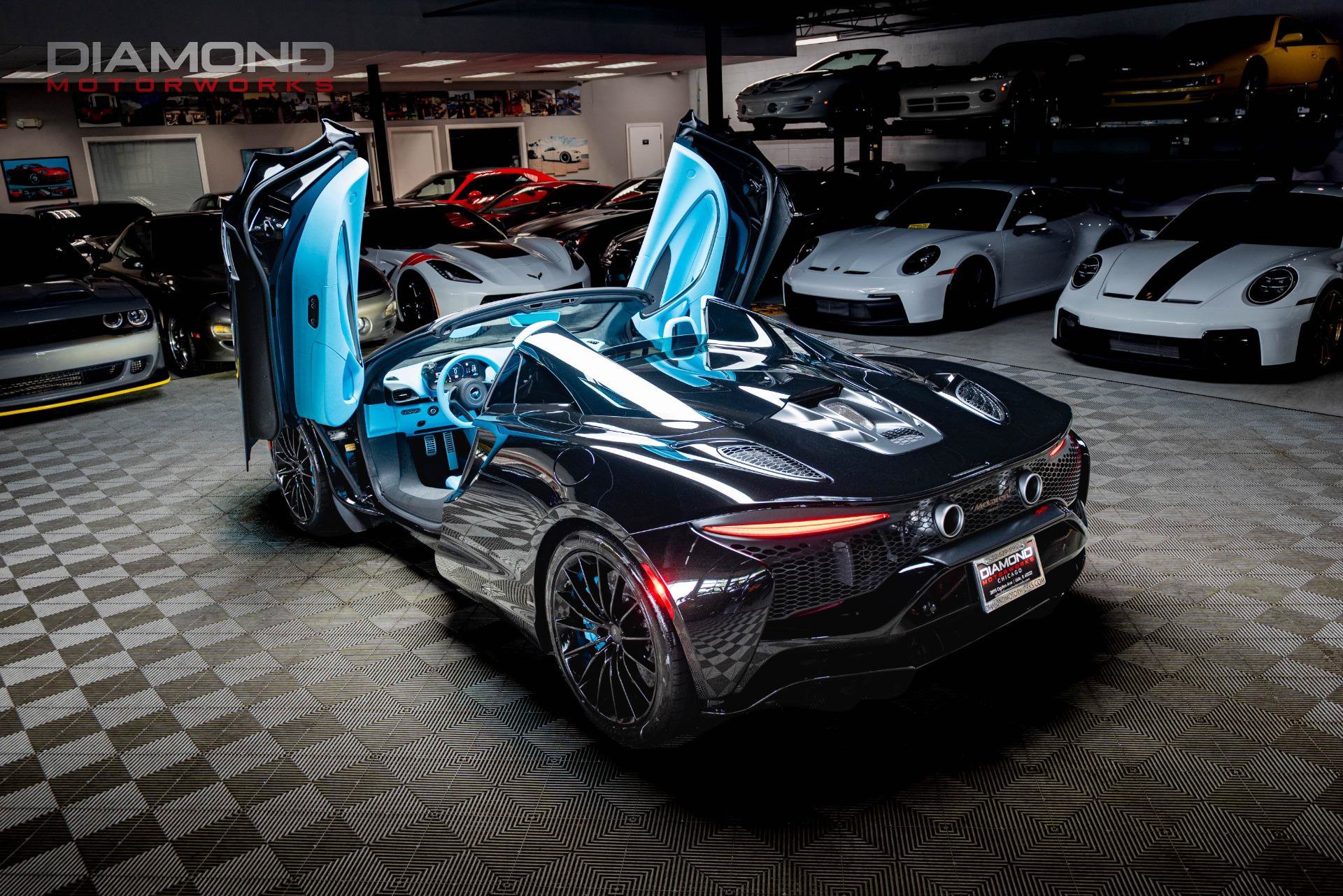 Used 2026 McLaren Artura Spider RWD image 77