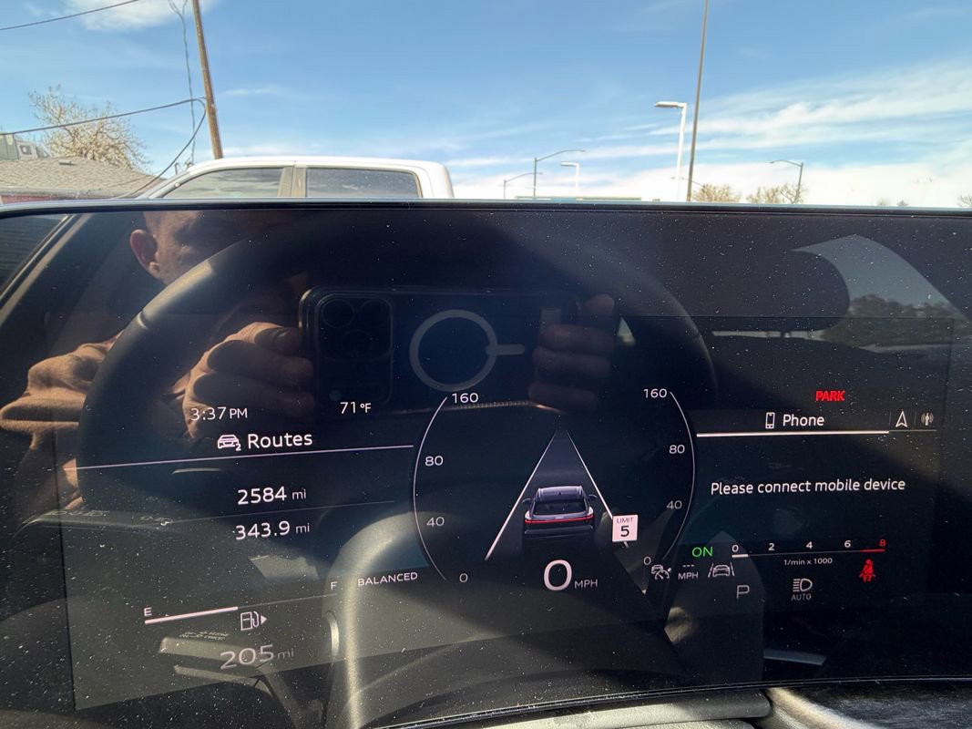 Used 2025 Audi Q5 Premium w/ Convenience Package AWD/4WD image 37