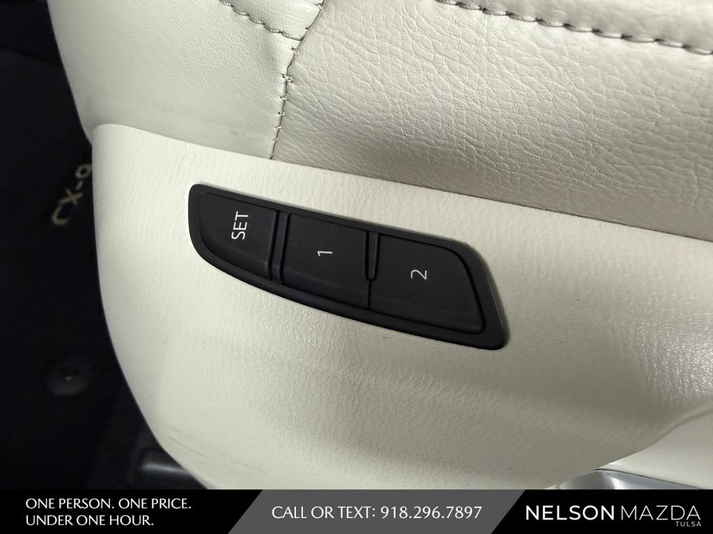 Used 2021 MAZDA CX-9 Signature AWD/4WD image 23