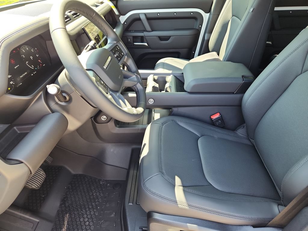 New 2026 Land Rover Defender 110 S AWD/4WD image 21