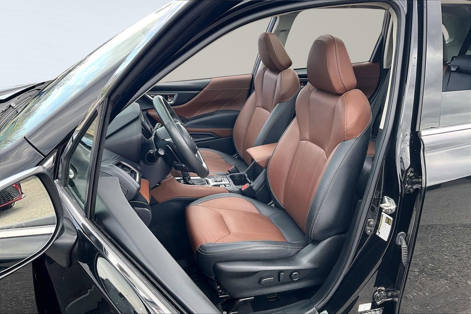 Used 2023 Subaru Forester Touring image 26