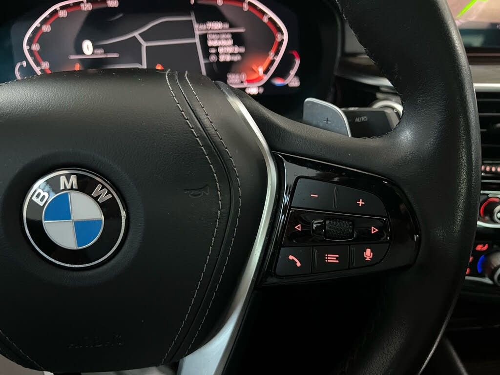 Used 2022 BMW 530i w/ M Sport Package RWD image 29