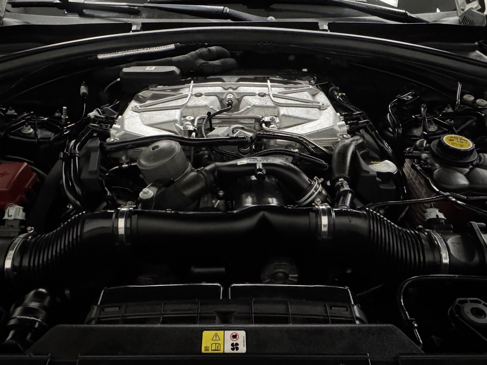 Used 2020 Land Rover Range Rover Velar SV Autobiography Dynamic image 40