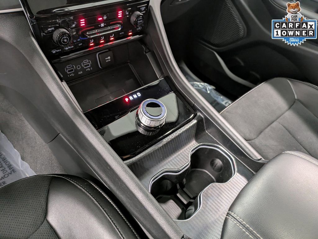 Used 2024 Jeep Grand Cherokee L Altitude image 14