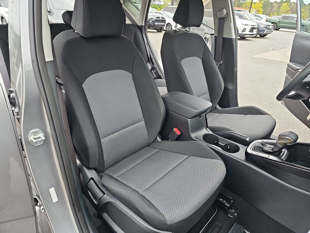 Used 2022 Kia Soul LX image 12